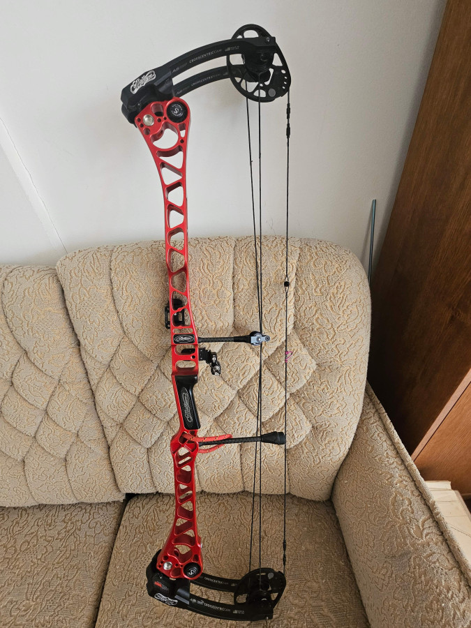 Mathews TRX-7
